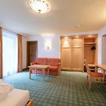 Hotel Heart Arlberg 3*