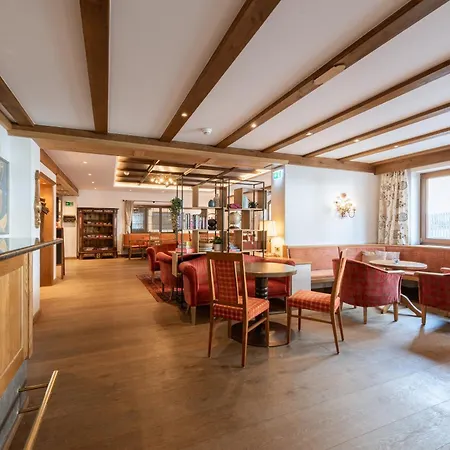 Hotel Heart Arlberg 3*